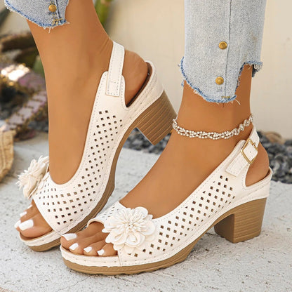 [🎉 Ekskluzywne dla członków ]🌸 Damskie sandały o szerokiej cholewce – komfort bez bólu przez cały dzień | Regulowany pasek | Stabilny niski obcas